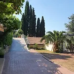 Studio-apartments Monfort Daire *