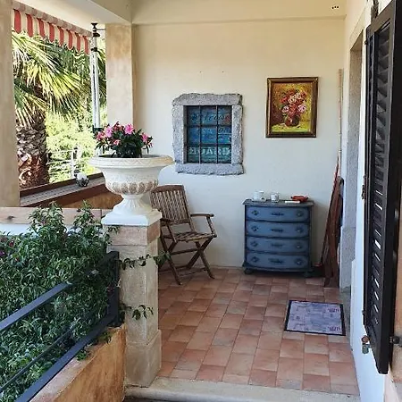 Studio-apartments Monfort Порторож