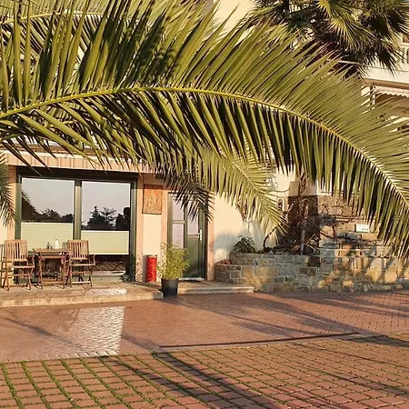 Studio-apartments Monfort Apartman *