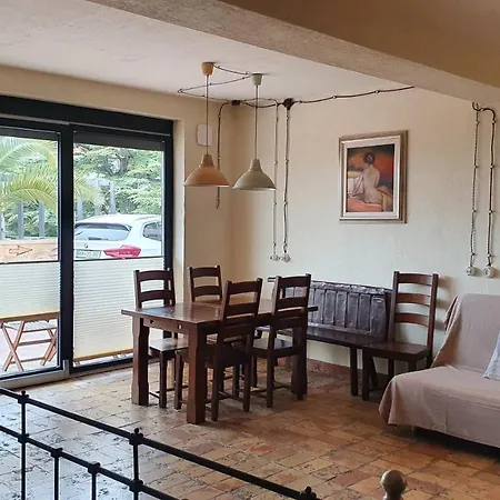 Studio-apartments Monfort 公寓 波尔托罗